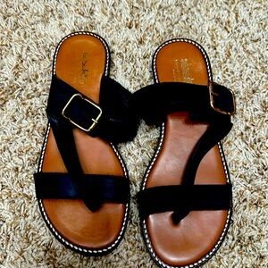 New - Black Slides Size 8.5